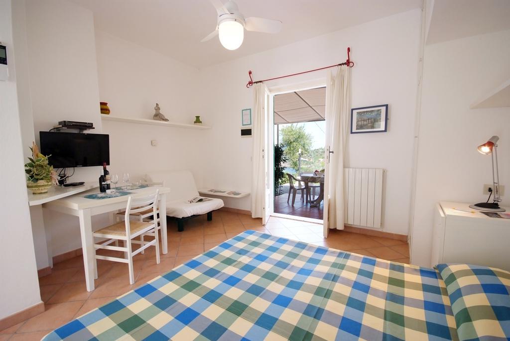 Casa Vacanze Dino Lejlighed Capoliveri  Eksteriør billede